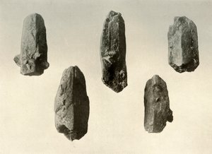 Feldspatkrystaller fra Summit of Mount Erebus Natural Size, 1909 af Unbekannt