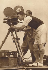 Filmskaber - At lave en biografplade på en af hans årlige lejre for drenge, 1927 1937 af Unbekannt