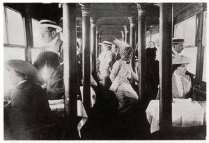 Filmselskab om bord på Zeppelin LZ13 Hansa, c1912-1914 1933 af Unbekannt
