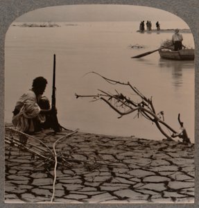 Fiskere ved Det Døde Hav: viser revner på kysten, ca. 1900 af Unbekannt