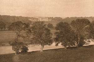 Floors Castle, fra South Bank of the Tweed, 1902 af Unbekannt