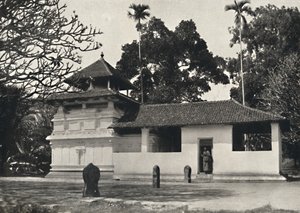 Gedige Vihara, Kandy Eksempel på et buddhistisk tempel i stil med en hinduistisk helligdom, Dewale, af Unbekannt