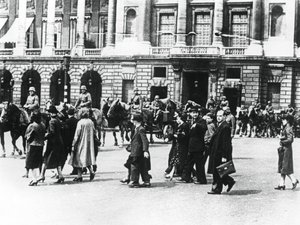 Tyske tropper i det besatte Paris, juni 1940 af Unbekannt