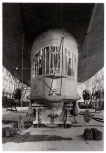 Gondol af et Zeppelin luftskib, Bodensøen, Tyskland, c1909-1933 1933 af Unbekannt