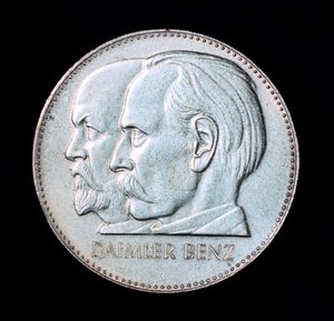 Gottlieb Daimler og Karl Benz, tyske bilindustripionerer, 1961 af Unbekannt
