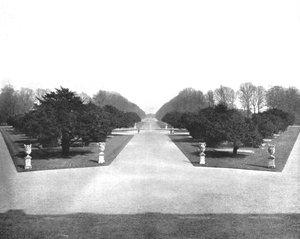 Hampton Court Palace Gardens, Richmond, London, 1894. af Unbekannt