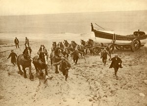 Hauling the Lifeboat, c1930. af Unbekannt