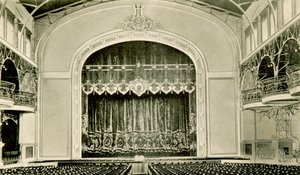 Indvendig visning af teatret i Nicholas II Peoples House, Skt. Petersborg, Rusland, 1900-tallet af Unbekannt