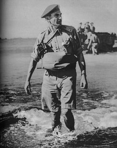Invasionsgeneral Wades i land, 1943-44 af Unbekannt