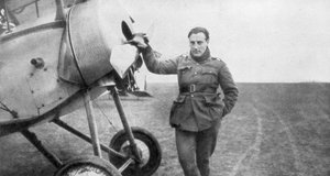 Jean Navarre, fransk pilot, 1916 af Unbekannt