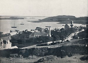 Killybegs - Looking Over the Village and the Bay, 1895 af Unbekannt