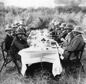 Kong George V 1865-1936 spiste frokost efter tigerjagt i Nepal, 1911 1936 af Unbekannt