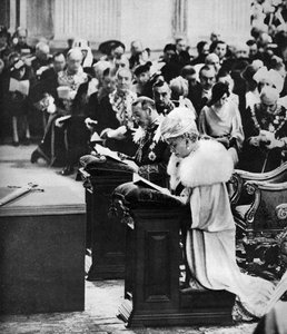 King George V og Queen Mary i St Pauls Cathedral, Silver Jubilee Thanksgiving service, 1935 af Unbekannt