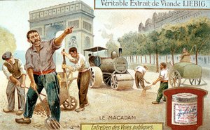 At lægge en makadam vejbelægning og komprimere den med en dampvejvalse, Paris, c1900 af Unbekannt