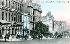 Kigger mod vest langs Collins Street, Melbourne, Australien, 1912 af Unbekannt
