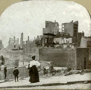 Kigger mod vest fra den jødiske synagoge, 1906. af Unbekannt