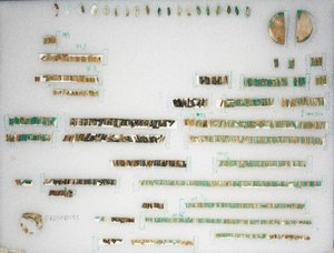 Løse perler og to terminaler, 1980-1801 f.Kr. af Unbekannt
