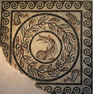 Lyon, Auvergne-regionen, Rhone-Alpes, Rhone-afdelingen. 69.000 Choulans mosaik, opdaget i 1967. Repræsenterer en fisk af Unbekannt