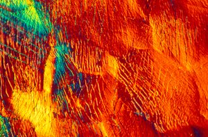 METALLER, IKKE-JERNET, LM Spændingsdislokationer i ren platin af Unbekannt