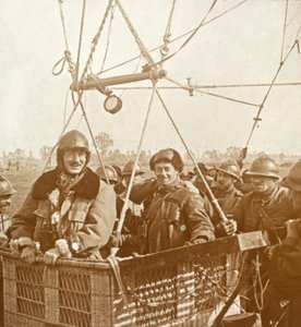 Mænd i observationsballonkurv, c1914-c1918 af Unbekannt