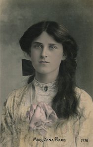 Frøken Zena Dare, 1887-1975, c1930. af Unbekannt