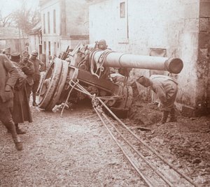 Flytende tungt artilleri, Genicourt, Nordfrankrig, c1914-c1918 af Unbekannt
