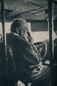 Mr. Churchill med R.A.F. - ved betjeningen af flyvebåden Berwick, 1942, 1945. af Unbekannt