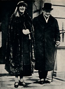 Mr. og Mrs. Churchill i de tidlige tyvere, 1923, 1945. af Unbekannt