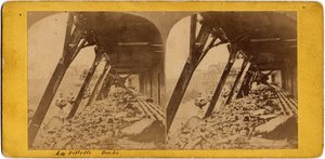 Paris kommune (1871): udsigt over kajen ved Villette. Anonym fotografering. Print på pap. Svag. 17x6 cm af Unbekannt