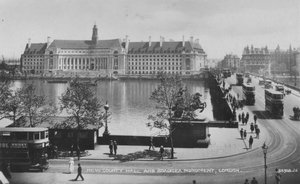 New County Hall og Boadicea Monument, London, c1925 af Unbekannt