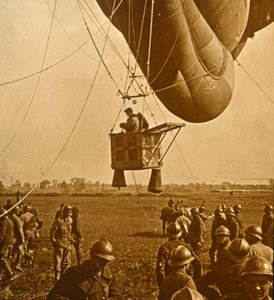 Observation af fjendens positioner fra en spærreildsballon, c1914-c1918 af Unbekannt