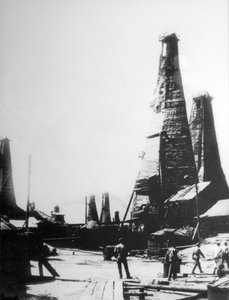 Olieudvinding i Baku, Rusland, c1903-c1906. af Unbekannt