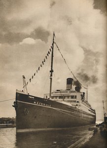 Et af de største flydende skibe, Majestic ejet af Cunard White Star Line, 1936 af Unbekannt