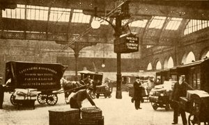 Overhead Electric Pakkebærer, Victoria Station, Manchester, 1930. af Unbekannt
