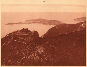 Panorama og Cap Ferrat set fra Grande Corniche, Eze, 1930. af Unbekannt