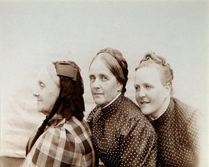 Portræt af tre kvinder, Rusland, 1890