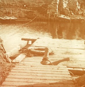 Post på flodbredden, Diksmuide, Belgien c1914-c1918 af Unbekannt