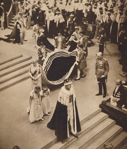 Queen Mary forlader den 12. maj 1937 af Unbekannt