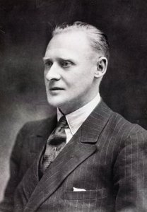 R J Mitchell, engelsk flydesigner, c 1933 af Unbekannt