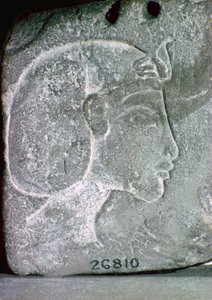 Relief, der viser Akhenatens hoved, 1300-tallet f.Kr af Unbekannt