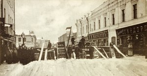 Revolutionære barrikader på Seleznevskaya Street, Moskva, Rusland, under opstanden i 1905 af Unbekannt