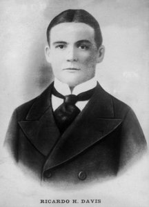 Ricardo H. Davis, 1920