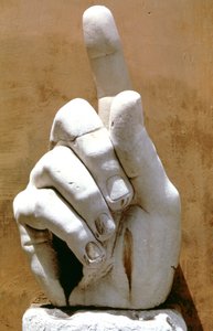 Højre hånd fra en kolossal statue af kejser Konstantin, 330 e.Kr af Unbekannt