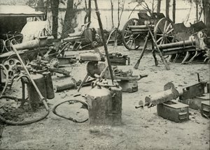 Nogle bytte fra slagmarken, 1919. af Unbekannt