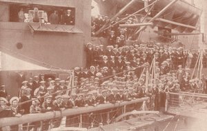 Nogle af skibsselskaberne i HMAS Australia, c1917 1919 af Unbekannt