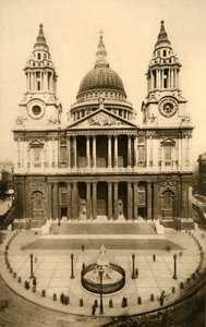 St. Pauls Cathedral, London, c1924. af Unbekannt