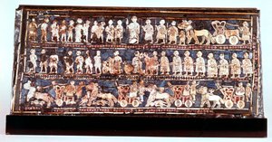 Standard of Ur, krigssiden, fra den kongelige kirkegård i Ur, Sumerian, c2500 f.Kr. af Unbekannt