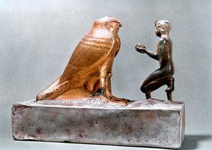 Taharqa foran falken Hemen, oldægyptisk, 7. århundrede f.Kr af Unbekannt