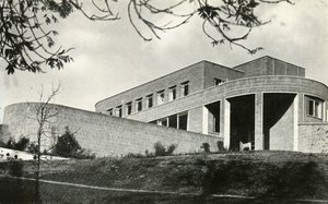 The Contemporary Idiom Brick House i Hampstead, London, 1941. af Unbekannt