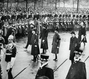 Hertugen af York i King George Vs begravelsesoptog, 1936, 1937 af Unbekannt